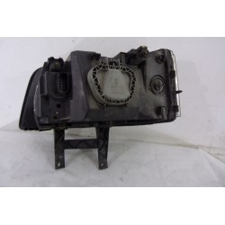 Lampa prawa przednia VW T5 03r 0301191302 7H1941016J